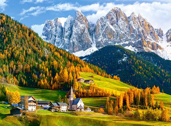 " Cerkev svete Magdalene, Dolomiti "